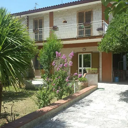 Villamena *